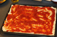 Bred ut pizzasås Bred ut pizzasås